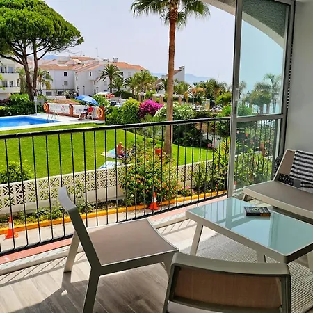 Apartment Neenies - Carabeo Luxury *