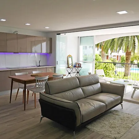 Neenies - Carabeo Luxury Nerja