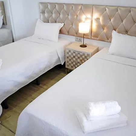 Neenies - Carabeo Luxury Апартаменты Нерха