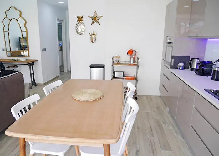 Neenies - Carabeo Luxury Nerja