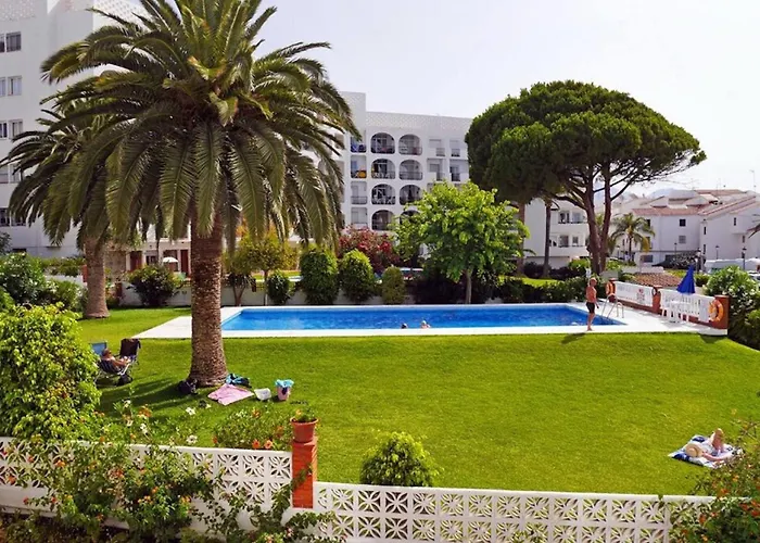 Neenies - Carabeo Luxury Nerja