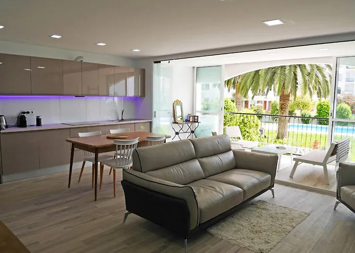 Neenies - Carabeo Luxury Nerja